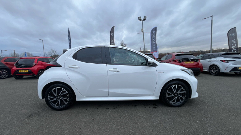 Toyota Yaris 1.5 Hybrid Design 5dr CVT Hybrid Hatchback